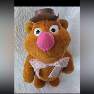 1970s Vintage Fozzy Bear Plush Toy
